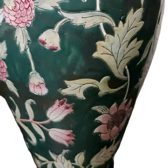 Vintage Porcelain Chinese Macau Vase Green with Pink Floral Design 10" Numbered - Picture 8 of 8